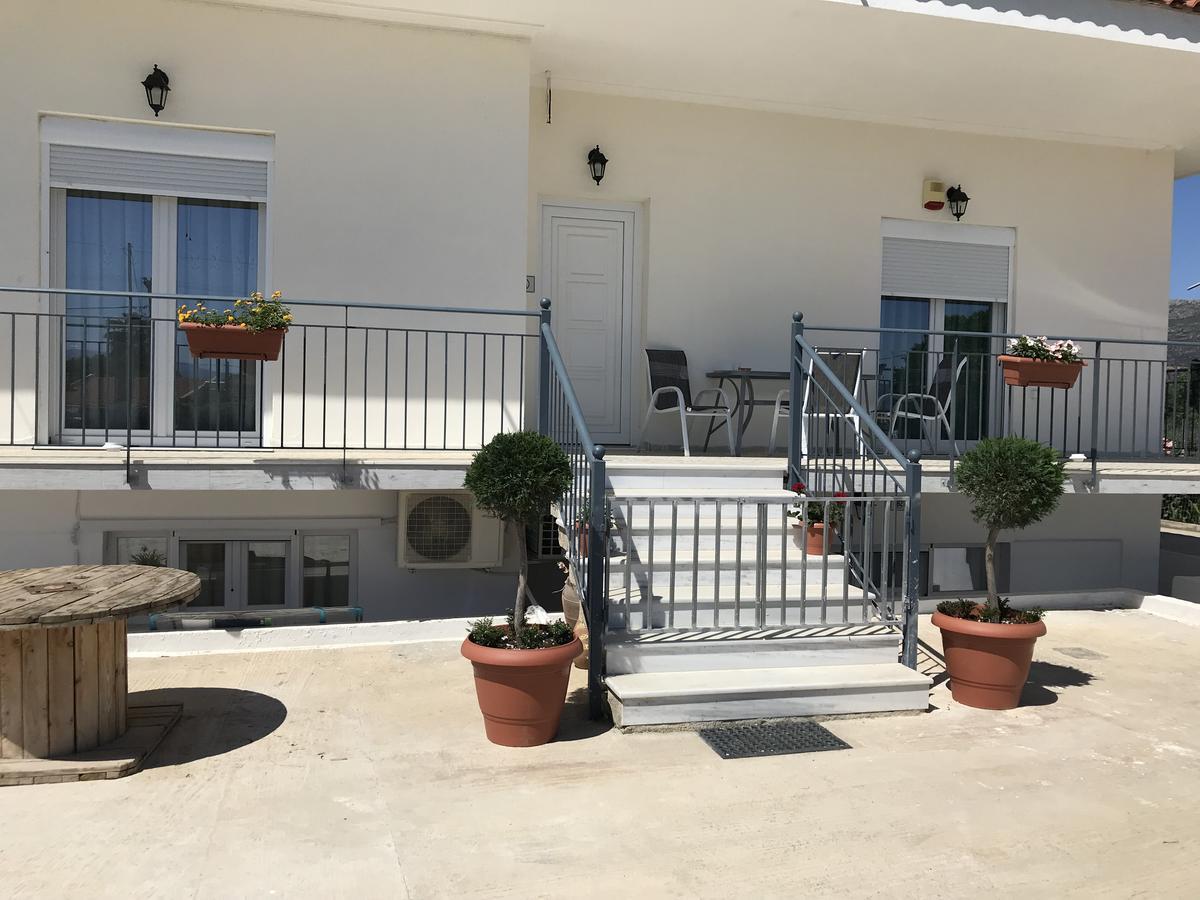 Villa Filoxenia Amarynthos Exterior foto