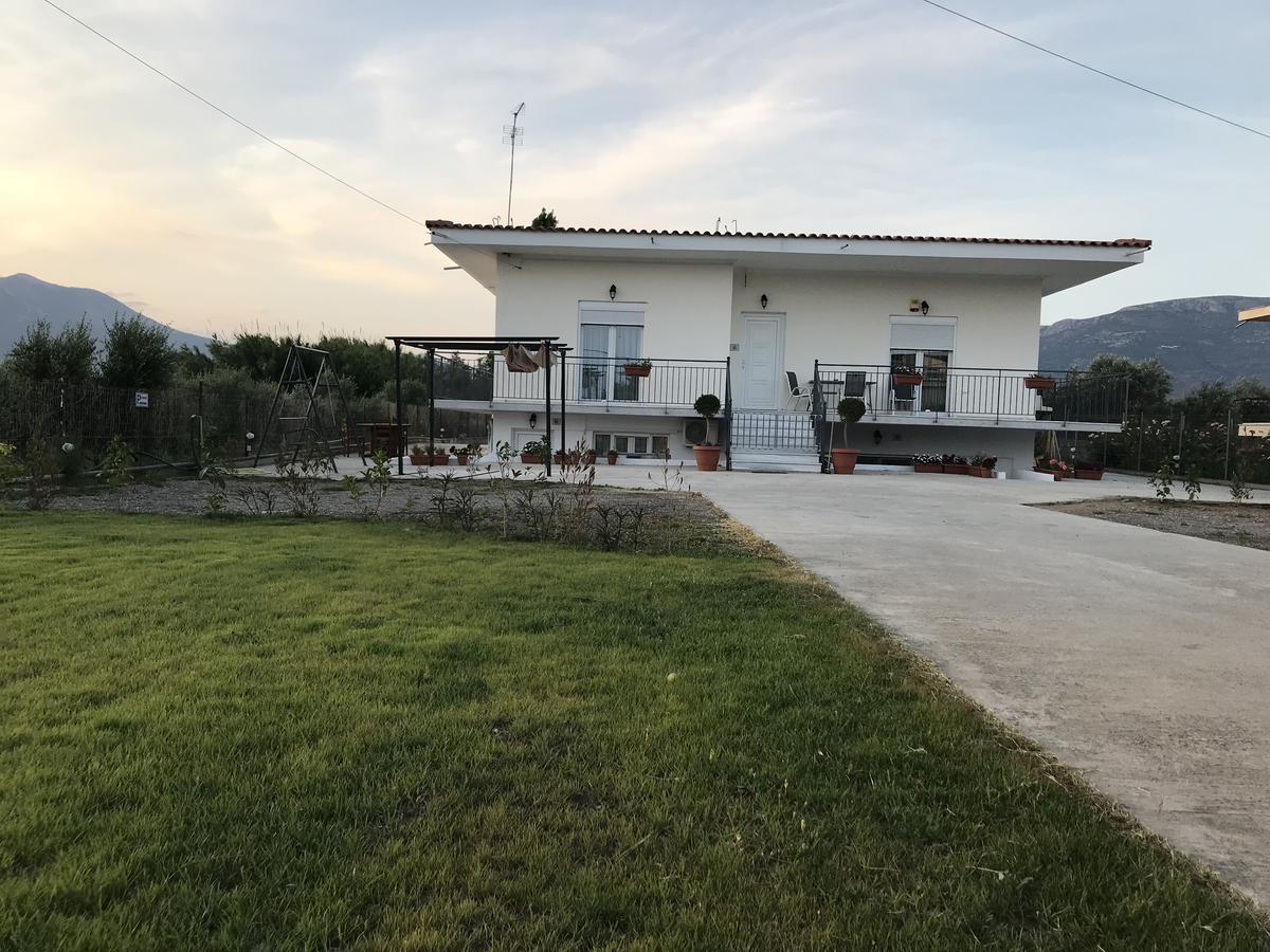 Villa Filoxenia Amarynthos Exterior foto